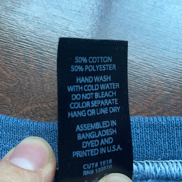 Happy Crew Sweater - Picture 4 of 4